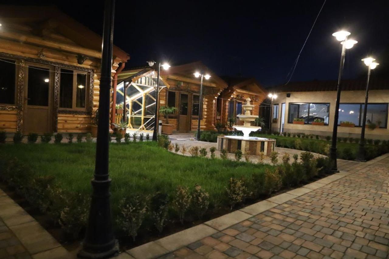 Tnak Hotel Єреван Екстер'єр фото