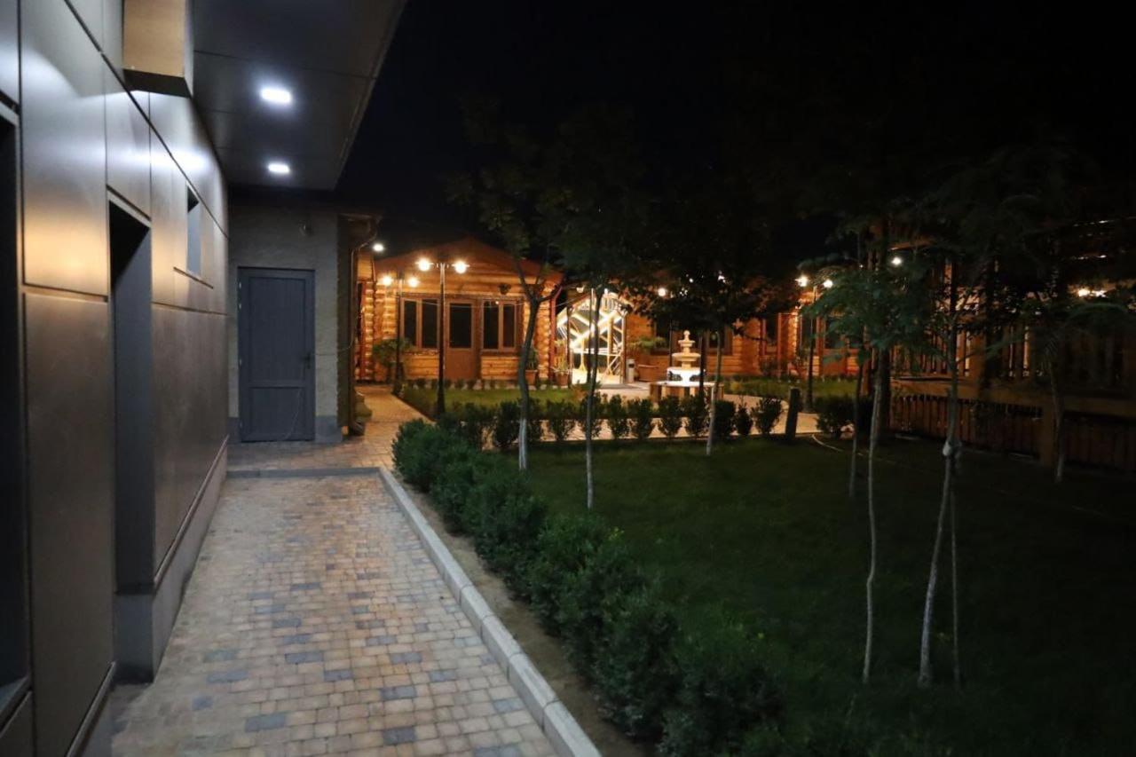 Tnak Hotel Єреван Екстер'єр фото