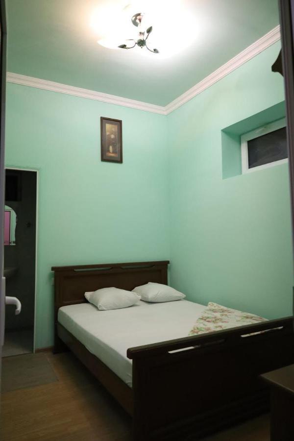 Tnak Hotel Єреван Екстер'єр фото