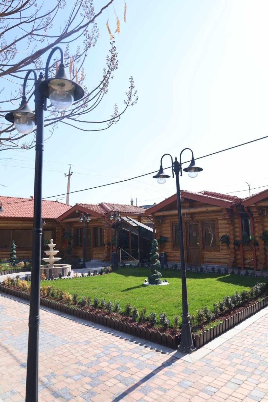 Tnak Hotel Єреван Екстер'єр фото